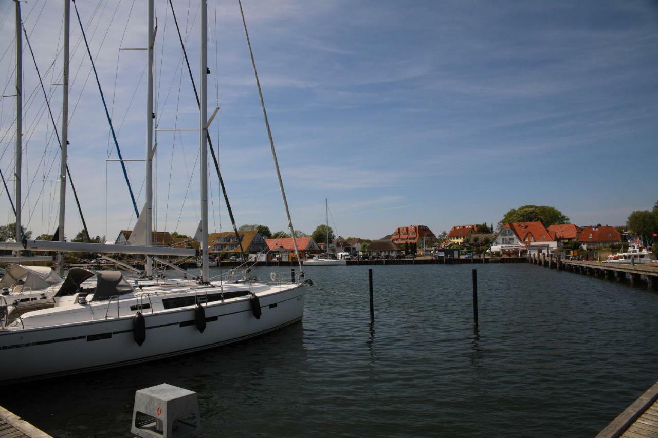Ferienhaus Suedblick Am Yachthafen Breege Buitenkant foto